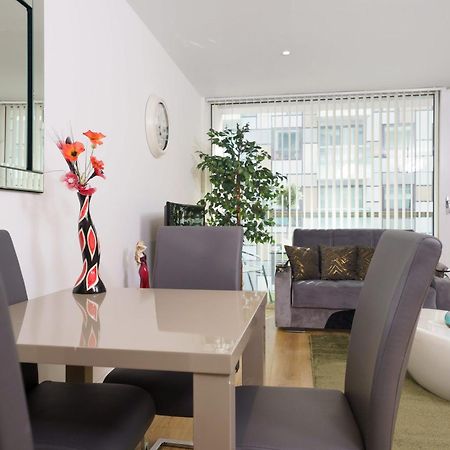 Cobalt Point, South Quay Apartment Лондон Екстериор снимка